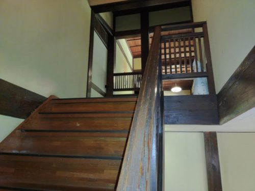 湯谷温泉「はづ別館」の階段